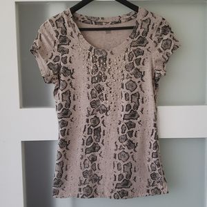 Kenneth Cole snake print short sleeve t shirt size XS